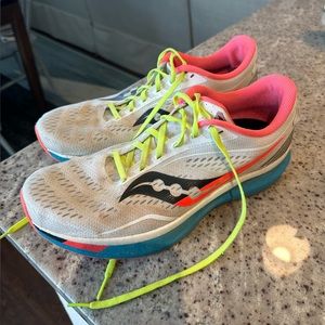 Saucony Endorphin Speed